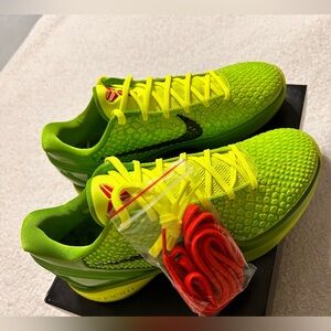 Size 9 - Nike Zoom Kobe 6 VI Protro (2020) Low Grinch CW2190-300
